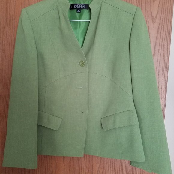 Kasper Two Pc Skirt Suit Size 12P - Picture 2 of 6